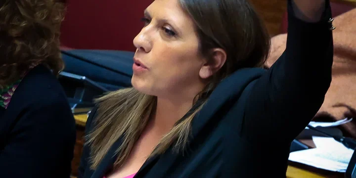 67e78c2c15000025007001f4